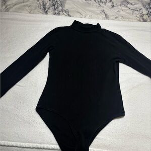 In great condition cotton Long Sleeve Bodysuit